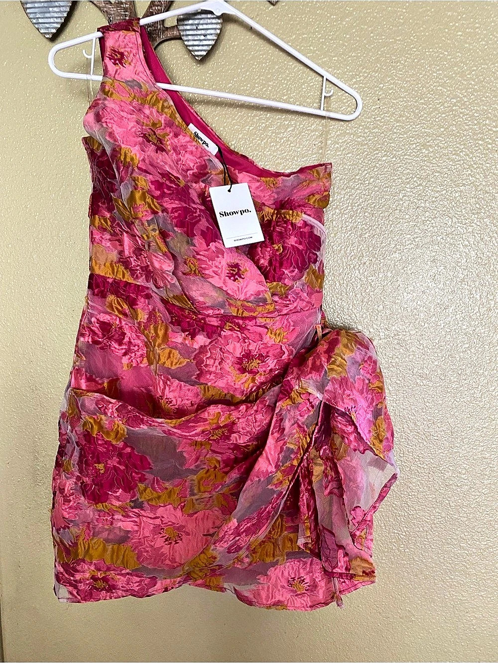 Showpo Brailey Mini Dress Floral Pink & Gold Size 4